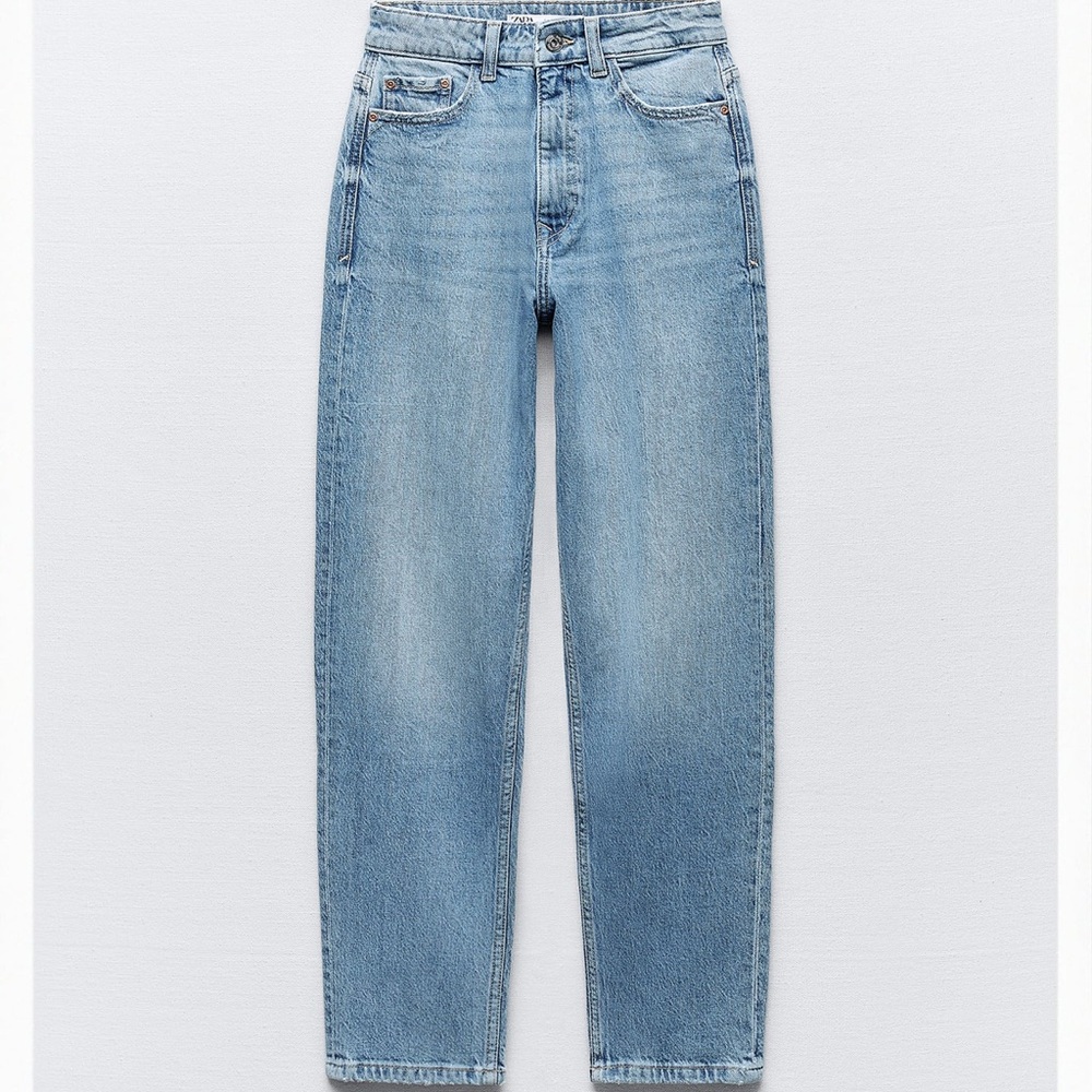 Zara mom fit denim jeans Z1975
